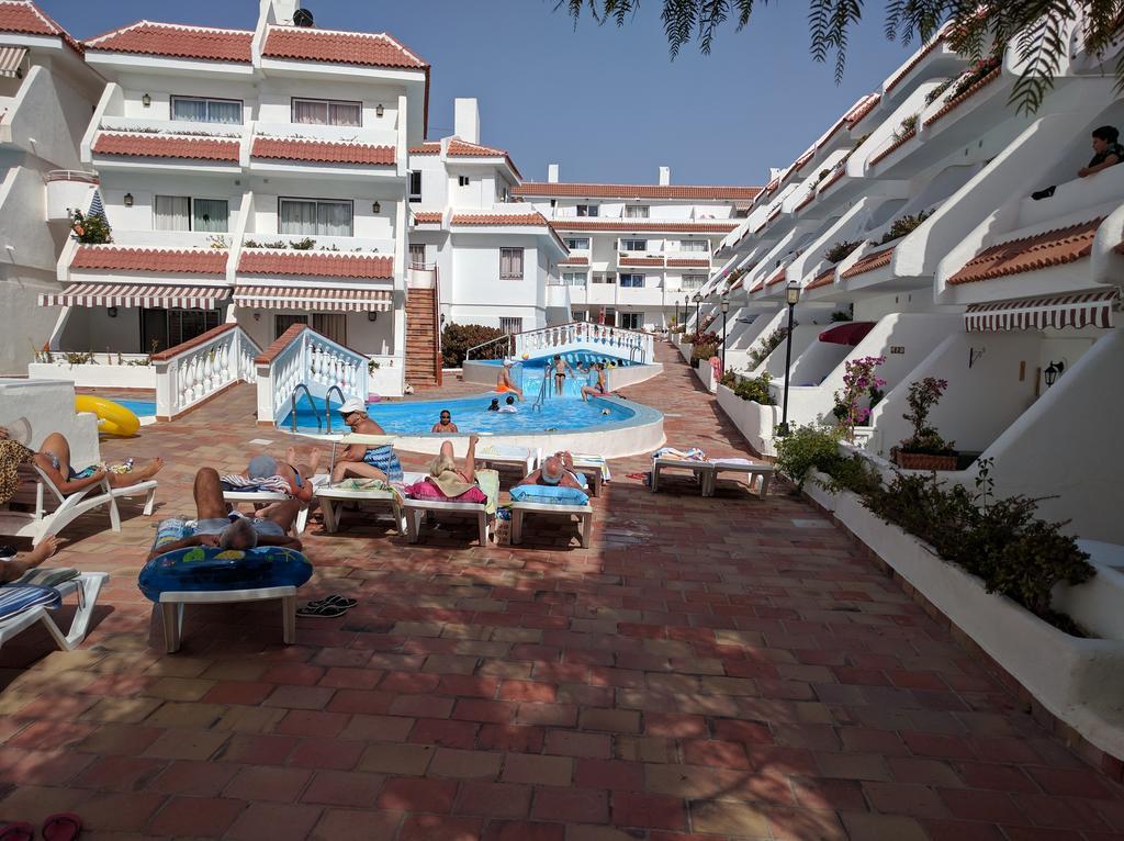 Apartamentos Las Floritas 플라야데라스아메리카스 외부 사진