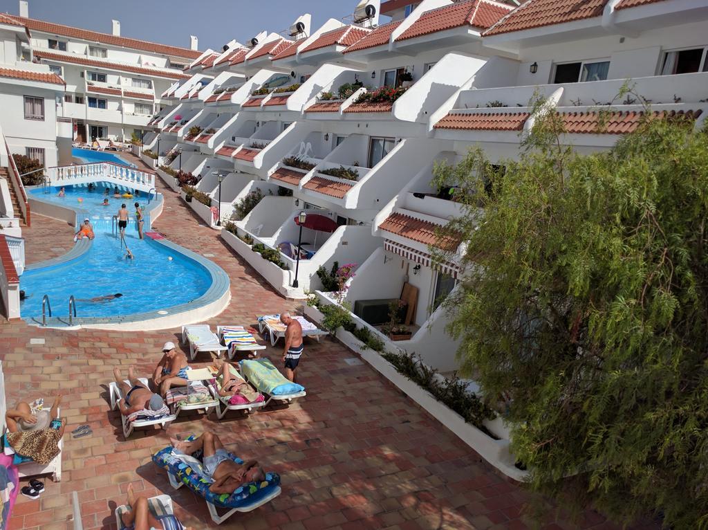 Apartamentos Las Floritas 플라야데라스아메리카스 외부 사진