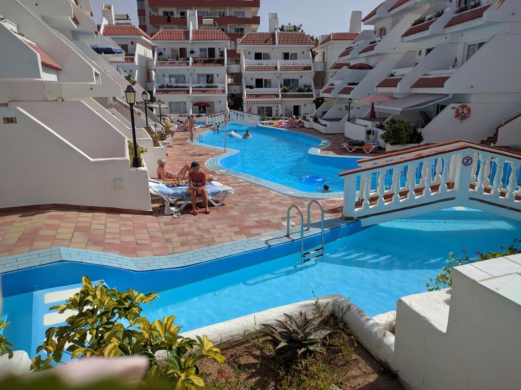 Apartamentos Las Floritas 플라야데라스아메리카스 외부 사진